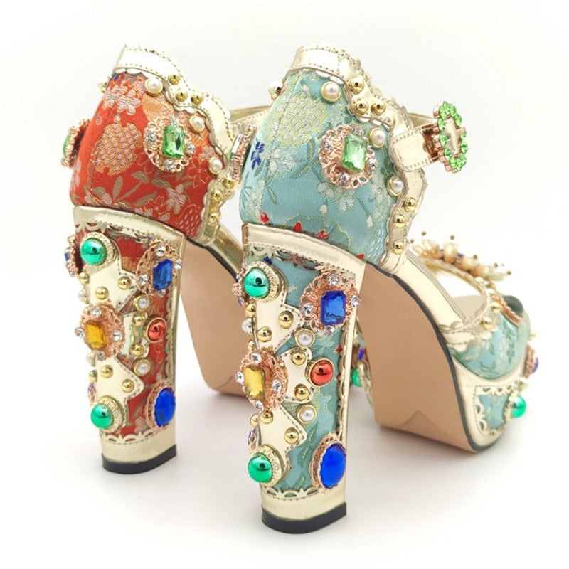 Bling-a-Licious: The Queen's Choice Sandals