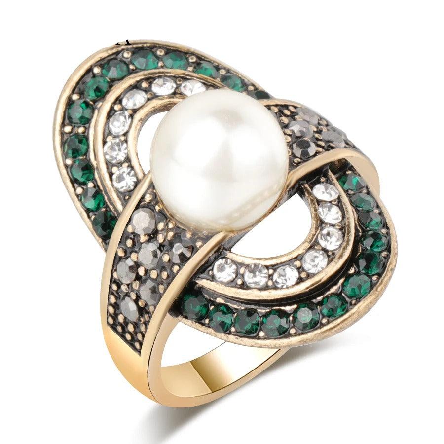 Deedee Cation Pearl Ring