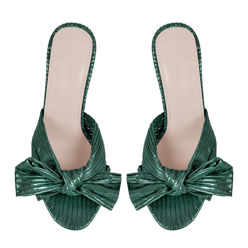 "Unforgettable" Chunky Heel Bow Pleated Sandals