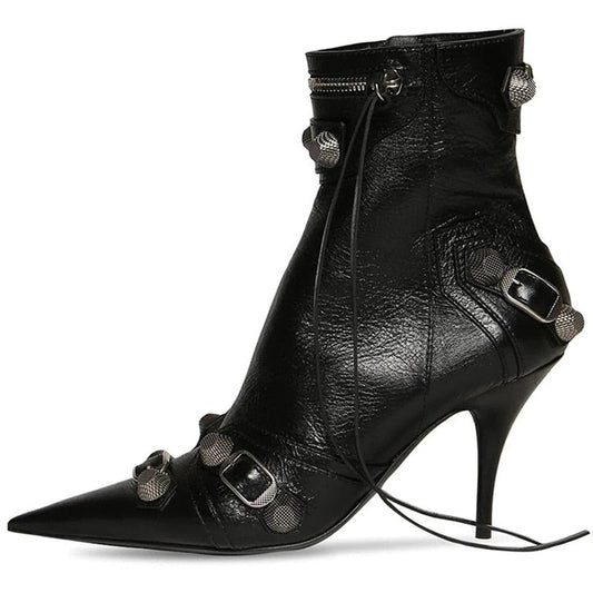 Queen Magic Pointed Toe Ankle Boots