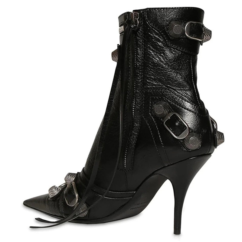 Queen Magic Pointed Toe Ankle Boots