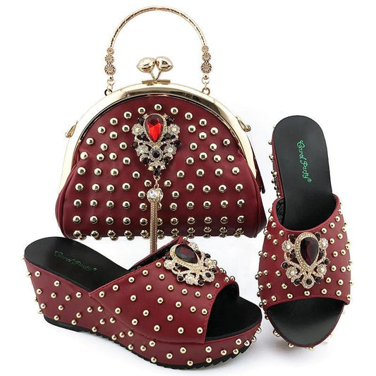 Grace Iyus Platform Sandals & Purse Set