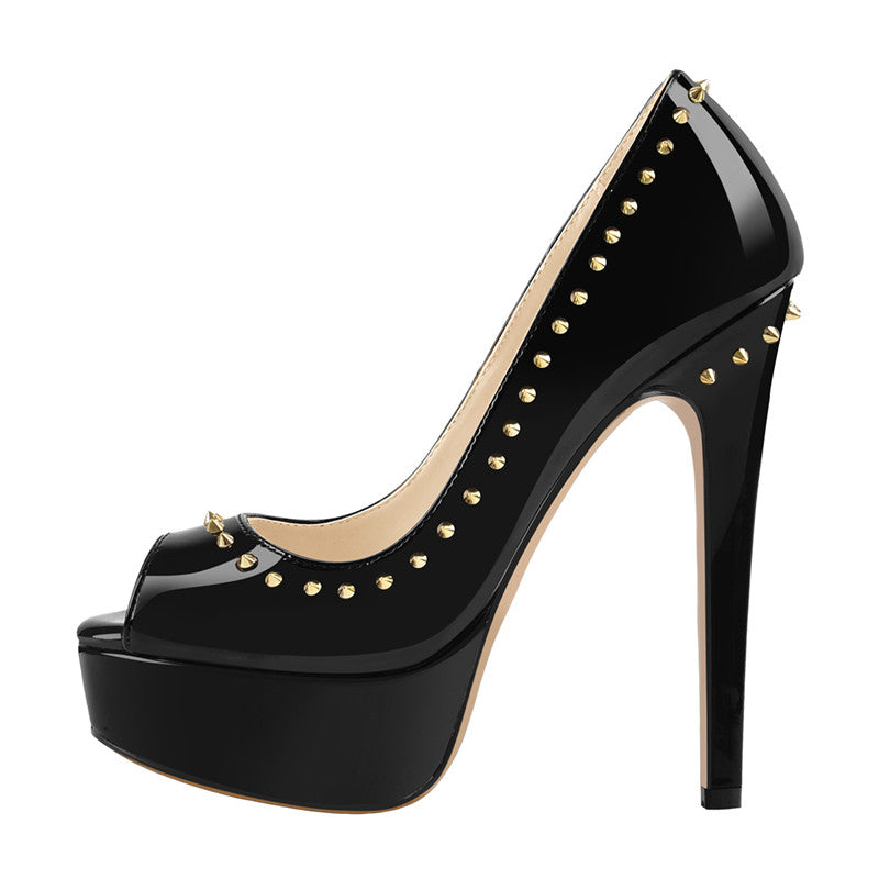 Daye Light Spiked Pumps